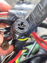 Load image into Gallery viewer, 115 130 hp Yamaha engine WIRE HARNESS 6N7-82590-11-00 6N7-82590-12-00 Two Stroke 1988-1993
