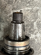 Cargar imagen en el visor de la galería, 250 hp Yamaha HPDI CRANKSHAFT 6D0-11411-00-00 two stroke 2004-2009 compatible 200 225 300 hp