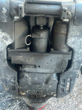 Cargar imagen en el visor de la galería, 200 175 150 hp Yamaha CLAMP BRACKETS 6G5-43111-02-8D 6G5-43112-02-4D, SWIVEL BRACKET 6G5-43311-00-8D, 25” STEERING BRACKET AR
