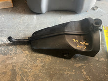 Load image into Gallery viewer, 30 25 15 hp Evinrude E-tec AIR SILENCER ASSY 5007320 two stroke 2017 compatible 2009-up AA AB AF