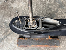 Charger l'image dans la galerie, DF 90 - 70 hp Suzuki 25” LOWER UNIT 55400-87LV0-YAY gear case 55110-87L31-YAY Four Stroke 2018 2016-present - for A Motors