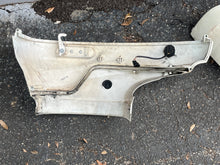 Charger l'image dans la galerie, DF 150 hp Suzuki SIDE COVER STBD 61811-96J20-Y5S PORT 61821-96J11-Y5S four stroke 2014-2017