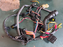 Cargar imagen en el visor de la galería, f 90 75 hp Yamaha engine WIRE HARNESS 67F-82590-03-00 Four Stroke 2003 some 80 100 hp
