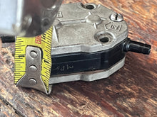 Cargar imagen en el visor de la galería, 90 hp Yamaha FUEL PUMP 692-24410-00-00 two stroke some 25-90 hp 1994-1997