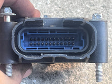 Load image into Gallery viewer, f 25 hp Yamaha Mercury ECM CONTROL UNIT CDI 65W-85540-00-00 856482T2 878433A4 Four Stroke 1998 superseded 87843304S 8M0096536