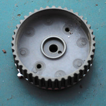 Cargar imagen en el visor de la galería, DF 60 70 HP Suzuki 12740-99E01 CAMSHAFT TIMING PULLEY 1998-2009 Four Stroke 1999