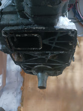 Load image into Gallery viewer, 40 50 yamaha three cylinder 2 stroke powerhead long block
