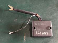 Charger l'image dans la galerie, Mercury 821889 rev limiter RPM two stroke 821889A38 oem