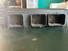 Load image into Gallery viewer, 200 hp Yamaha 68F-8591A-20-00 ECU CONTROL UNIT two stroke hpdi 2002-2003 superseded 68F-8591A-00-00 68F-8591A-01-00 68F-8591A