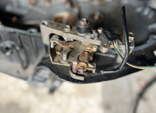 Charger l'image dans la galerie, DF 175 150 hp Suzuki 51111-96J00-0EP ENGINE HOLDER SET, 11501-96J01-0EP OIL PAN, 54112-96J01 UPPER MOUNT BOLTS and shifting m