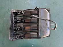 Cargar imagen en el visor de la galería, 60 50 40 30 hp Mercury 877829T04 Intake MANIFOLD ASSEMBLY 877829T03, 877831A02 THROTTLE BODY 877831T, 885342001 temp SENSOR b