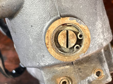 Load image into Gallery viewer, f 115 hp Yamaha ptt POWER TRIM & TILT 6EK-43800-02-00 Four Stroke 2015-2021 some 90 130 hp $975 superseded 6EK-43800-04-00