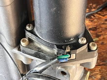 Load image into Gallery viewer, f 115 hp Yamaha ptt POWER TRIM & TILT 6EK-43800-02-00 Four Stroke 2015-2021 some 90 130 hp $975 superseded 6EK-43800-04-00