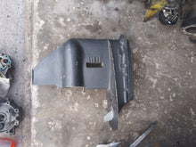 Charger l'image dans la galerie, DT 40 hp Suzuki lower unit empty gear case old stock never used
