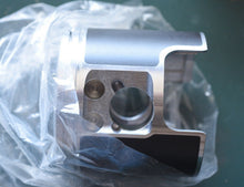 Load image into Gallery viewer, 200 - 300 HP Yamaha V6 piston, 3 liter, 2003-2008, Pro Marine