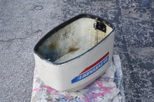 Cargar imagen en el visor de la galería, 25 30 hp Evinrude engine cover cowl 5032116 05032116 two stroke 3 cylinder