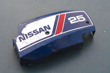 Load image into Gallery viewer, 2.5 hp Nissan Tohatsu 2.5 side cover, left