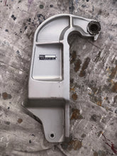 Cargar imagen en el visor de la galería, BF 200 225 175 hp honda 50301-zy3-030za stern bracket right starboard clamp