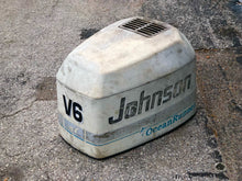 Cargar imagen en el visor de la galería, 200 225 250 hp Johnson Ocean Runner 5001384 ENGINE COVER Cowl two stroke 0337791 air intake cover