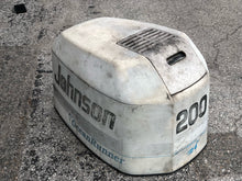 Cargar imagen en el visor de la galería, 200 225 250 hp Johnson Ocean Runner 5001384 ENGINE COVER Cowl two stroke 0337791 air intake cover