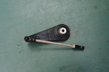 Cargar imagen en el visor de la galería, DF 60 70 HP Suzuki 19122-99E01 .LEVER, THROTTLE & rod Four Stroke 1999, 1998-2000