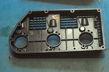 Charger l'image dans la galerie, Tohatsu Nissan Electrics Box 60-70 hp B and C two stroke three cylinder