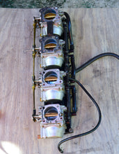 Cargar imagen en el visor de la galería, 115 hp Tohatsu Nissan 3E0032001 CARBURETOR UPPER, 4 carb set, ROD CHOKE VALVE, THROTTLE ROD, AIR SILENCER, COVER Two Stroke o