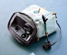 Load image into Gallery viewer, 30 hp Mercury carburetor 823799A12 823799A11, 822514A2 OIL TANK, 818902A2 OIL PUMP, oil-injected Two Stroke