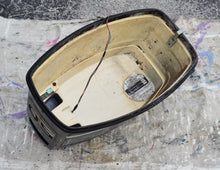 Charger l'image dans la galerie, 50 HP Yamaha top cowl 6H5-42610-45-4D, 6H5-42610-43-EK, 6H5-42610 - 1989 - 1994 Old style engine cover, two stroke 40 hp