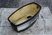 Cargar imagen en el visor de la galería, 40 HP Yamaha top cowl 6H4-42610-U1-EK 6H4-42610 - 1989 - 1994 Old style engine cover, two stroke 50 HP