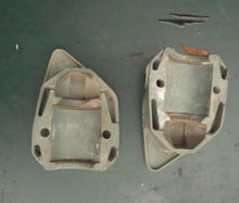Cargar imagen en el visor de la galería, f 150 hp Yamaha 63P-44553-00-8D LOWER MOUNT COVER, 63P-44556-00-8D LOWER MOUNT COVER 2 - four stroke
