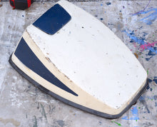 Charger l'image dans la galerie, 9.9 15 HP Evinrude 0433537 ENGINE COVER, OMC Cowling, engine top cowl, lid