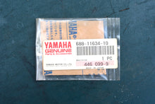 Cargar imagen en el visor de la galería, 60 70 75 80 90 hp Yamaha piston pin clip 688-11634-10-00, crank & piston