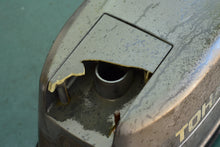 Load image into Gallery viewer, 9.8 hp Tohatsu Nissan cowl MOTOR engine COVER UPPER 3K9S675001 two stroke 2002