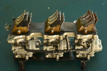 Charger l'image dans la galerie, sold ebay JULY 3rd-------90 hp yamaha 90etlf carb set #2, 6H1-14301 6H1-14302 6H1-14303, two stroke