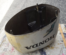 Load image into Gallery viewer, BF 135 150 hp Honda 63100-ZY6-030ZA COVER ASSY., ENGINE, top cowl 115 hp compatible