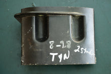 Charger l'image dans la galerie, 9.8 hp Tohatsu Nissan 3B2S611100 EXTENSION HOUSING UL, two stroke 2002 2003 8 hp NS MS