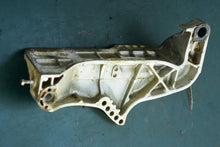 Charger l'image dans la galerie, BF 40 45 50 hp Honda 50301-ZV5-020ZA BRACKET, R, 50311-ZV5-010ZA BRACKET, L four stroke