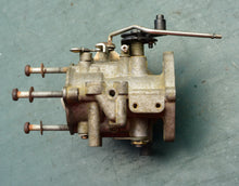 Charger l'image dans la galerie, DT 25 28 hp Suzuki carburetor 13200-93413, 1981 two stroke / cylinder