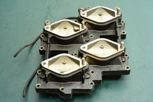 Charger l'image dans la galerie, 150 175 hp OMC Evinrude Johnson Outboard V6 Looper Intake Manifold & Reeds 343902 two stroke