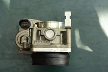 Load image into Gallery viewer, 135 150 175 200 hp Mercury Verado INDUCTION ASSY throttle body 892949t02 INTAKE ASSY 892383T51 Four Stroke