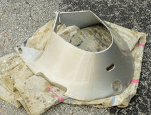 Charger l'image dans la galerie, BF 115 130 hp Honda Extension lower Cover, 63711-ZW5-0000 cowl apron