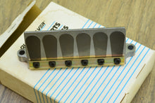 Charger l'image dans la galerie, 225 250 hp Mercury EFI Reed block 816032a1, 816032T1 8160321