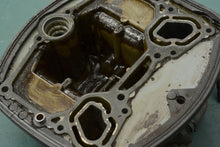 Charger l'image dans la galerie, DF 25 hp Suzuki 11501-95J02-0EP OIL PAN, twin v engine, NLA part, four stroke 2006 outboard