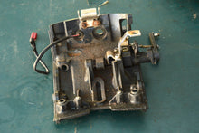 Charger l'image dans la galerie, DF 25 hp Suzuki Front Panel 61831-95J00-0EP nla, 19141-95J00 THROTTLE Cam linkage Four Stroke twin v Outboard