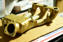 Cargar imagen en el visor de la galería, MFS 50 40 hp Tohatsu Nissan 3KY020911M INTAKE MANIFOLD NFS Four Stroke 2014-2022 outboard motors