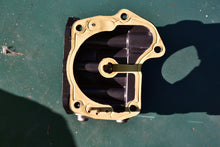 Load image into Gallery viewer, 185 200 225 300 hp Johnson Evinrude Carburetor 433375 0433375 bowl 333525 0333525, OMC two stroke outboards
