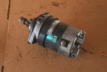 Charger l'image dans la galerie, DT 140 115 hp Suzuki STARTER MOTOR Assy 31100-94601 1999 two stroke 1986-2001