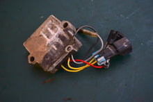 Charger l'image dans la galerie, 90 hp Mercury 883072T REGULATOR Voltage OEM 80 75 65 55 50 45 40 100 115 120 125 hp Two Stroke