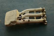 Charger l'image dans la galerie, 25 - 30 HP Tohatsu Nissan Intake Manifold Assy 3AC020101 - 2010 Four Stroke